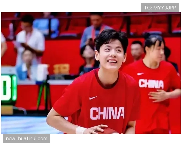 杨舒予扮演广东女篮关键先生 砍23+7+6全面数据主导逆转